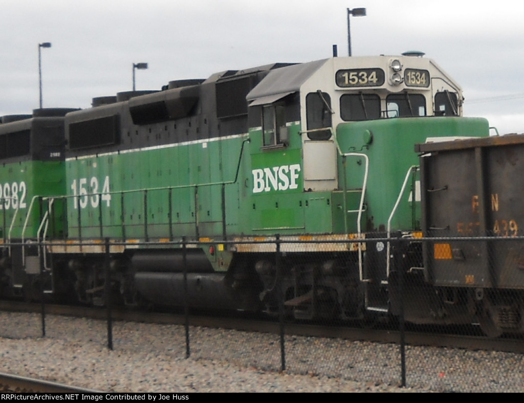 BNSF 1534